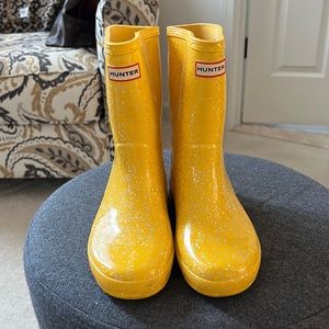 Hunter Kids First Classic Giant Glitter Rain Boot Illuminating Yellow size 3 US